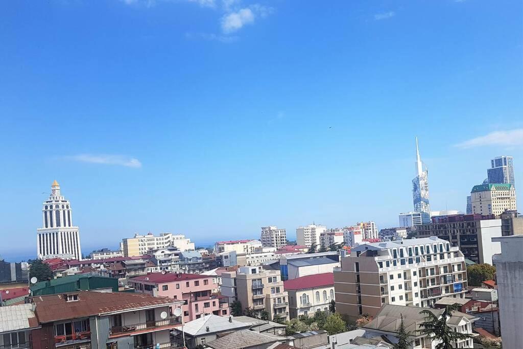شقة 'Mint Fresh' Summer Studio In Batumi City Center المظهر الخارجي الصورة